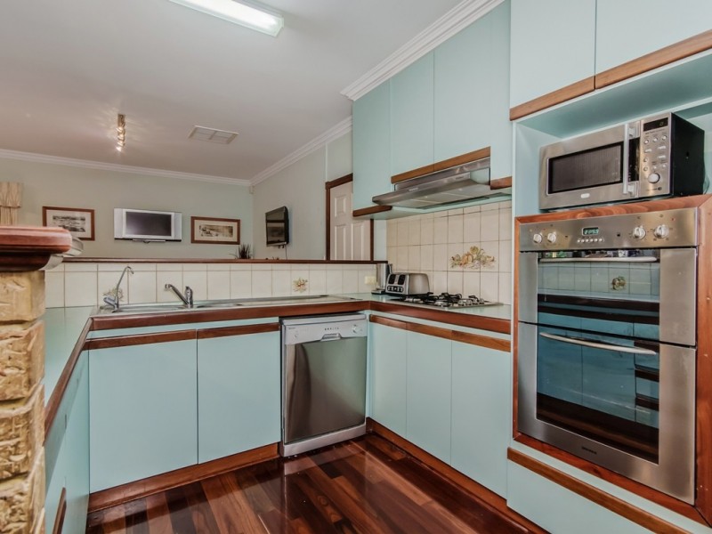 2 Honeytree Place, Falcon WA 6210