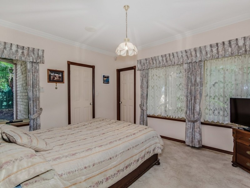 2 Honeytree Place, Falcon WA 6210