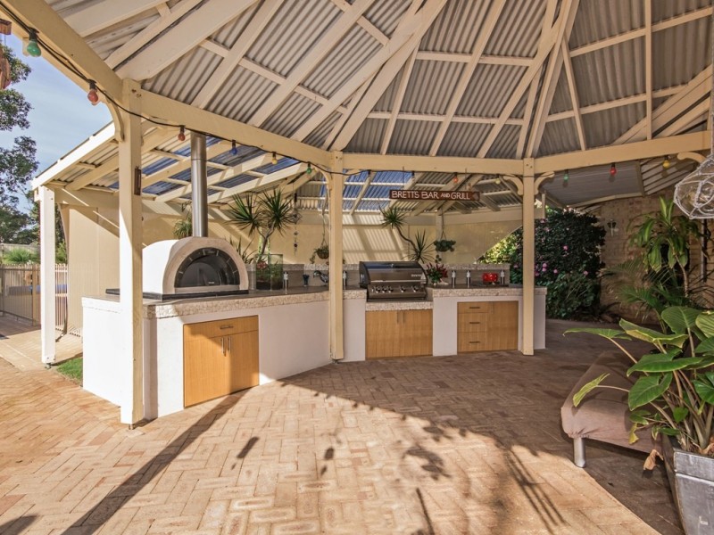 2 Honeytree Place, Falcon WA 6210