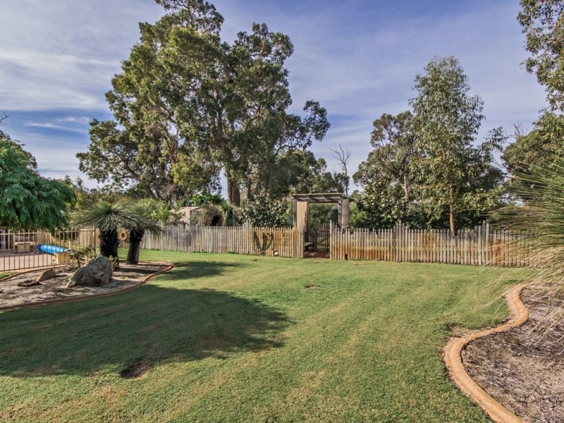 2 Honeytree Place, Falcon WA 6210