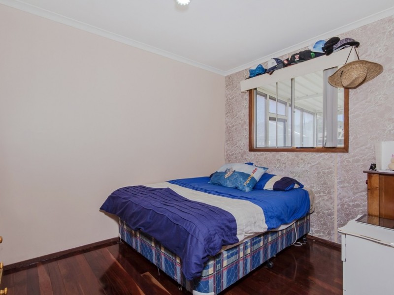 2 Owen Avenue, Falcon WA 6210