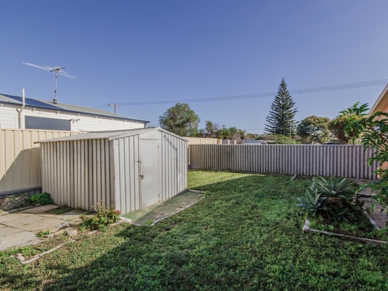 2 Owen Avenue, Falcon WA 6210
