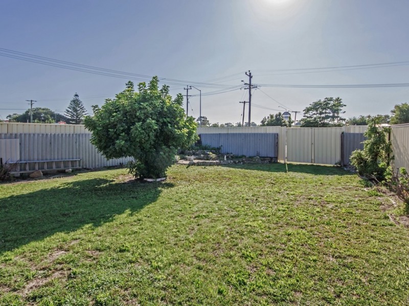 2 Owen Avenue, Falcon WA 6210