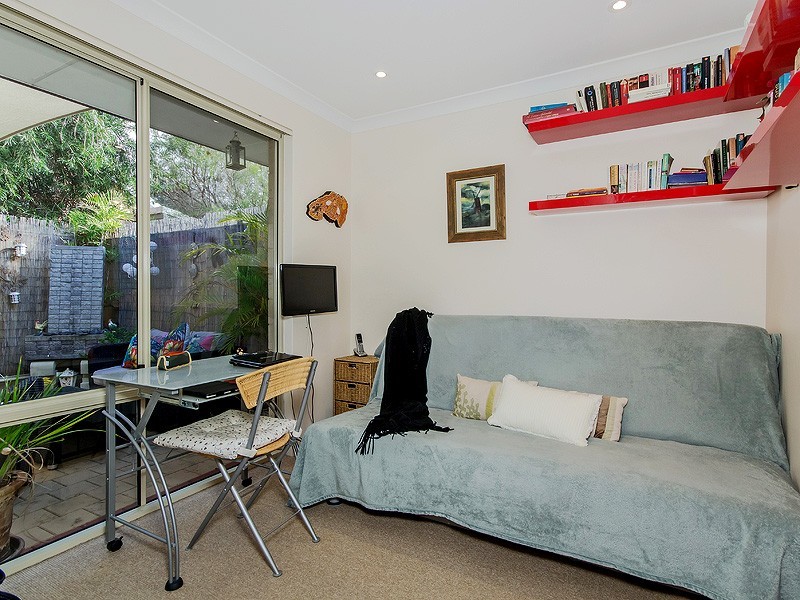 1/72A Cooper Street, Mandurah WA 6210