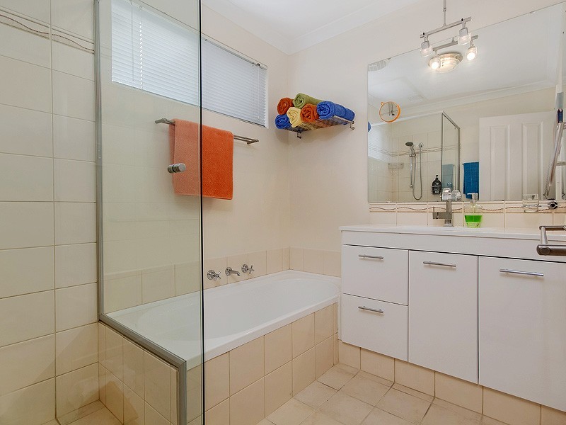 1/72A Cooper Street, Mandurah WA 6210