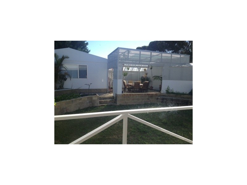 15 Treasure Road, Singleton WA 6175