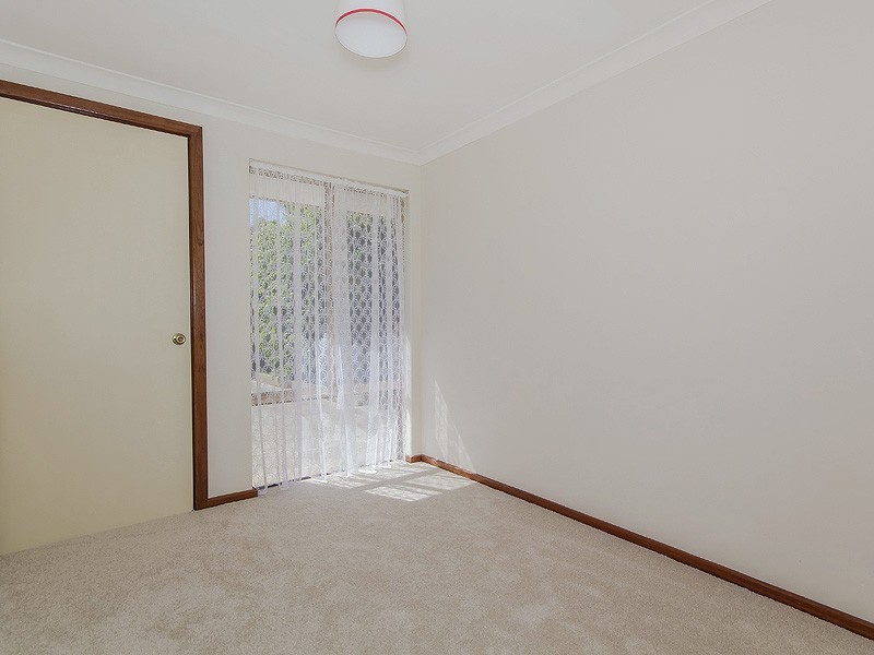 1A Tennyson Avenue, Halls Head WA 6210