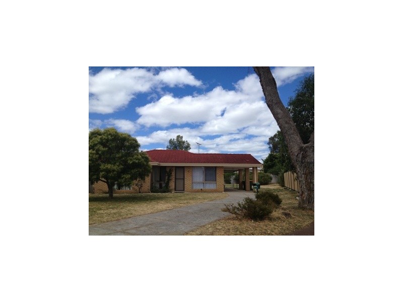 16 St Laurent, Greenfields WA 6210