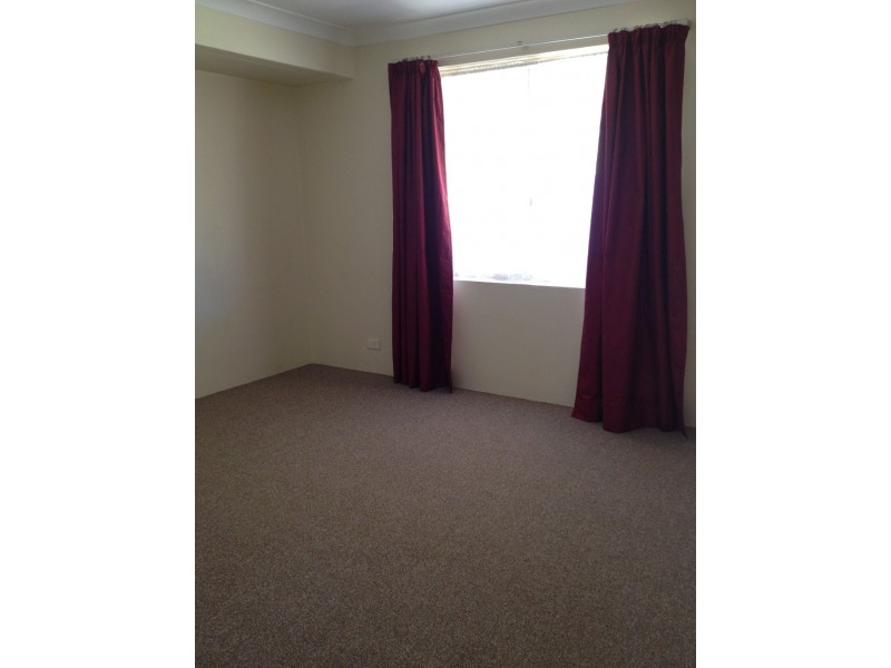 16 St Laurent, Greenfields WA 6210