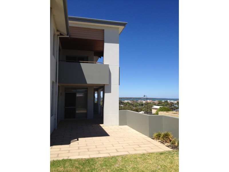 11/18 Caspian Ave, Wannanup WA 6210