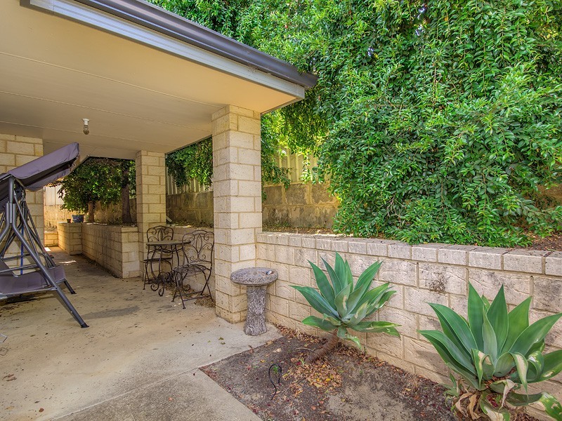 5/9 Kings Place, Waroona WA 6215