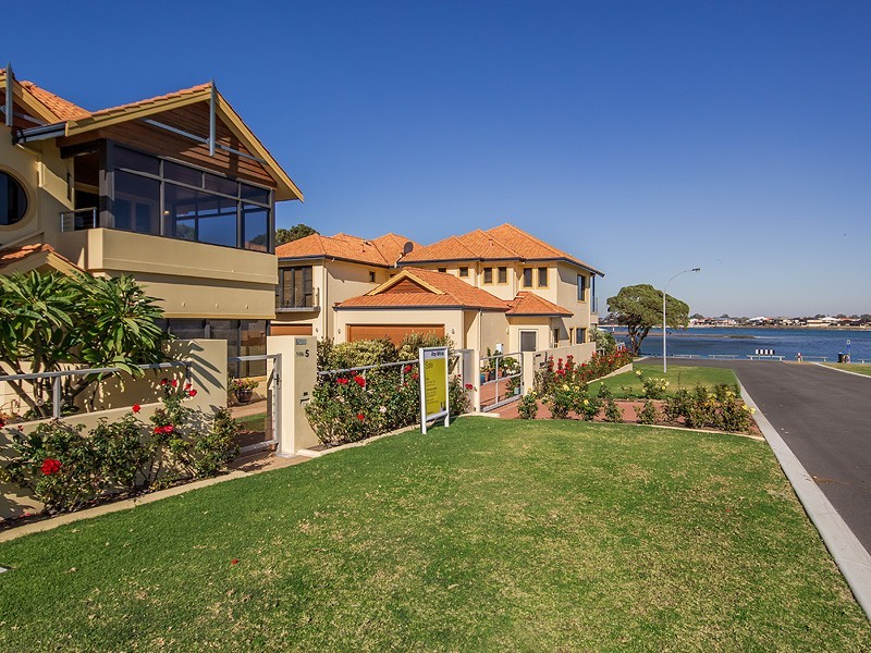 5/10 Winjan Place, Dudley Park WA 6210