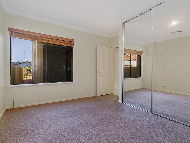 5/10 Winjan Place, Dudley Park WA 6210