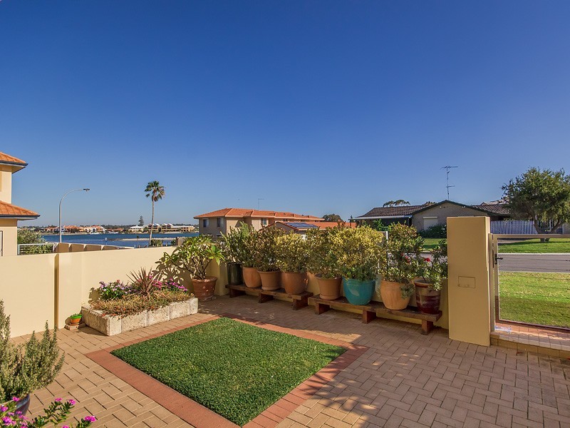 5/10 Winjan Place, Dudley Park WA 6210