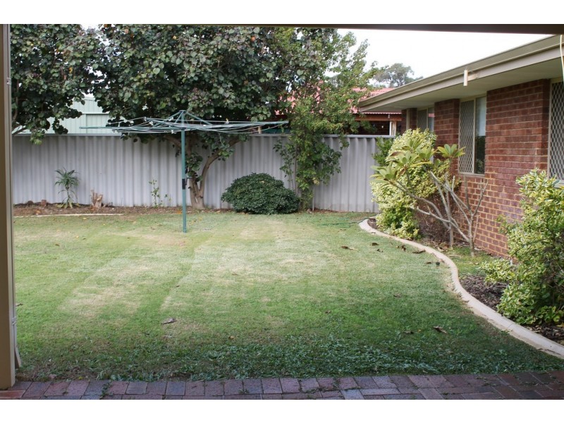 110 Leslie Street, Dudley Park WA 6210