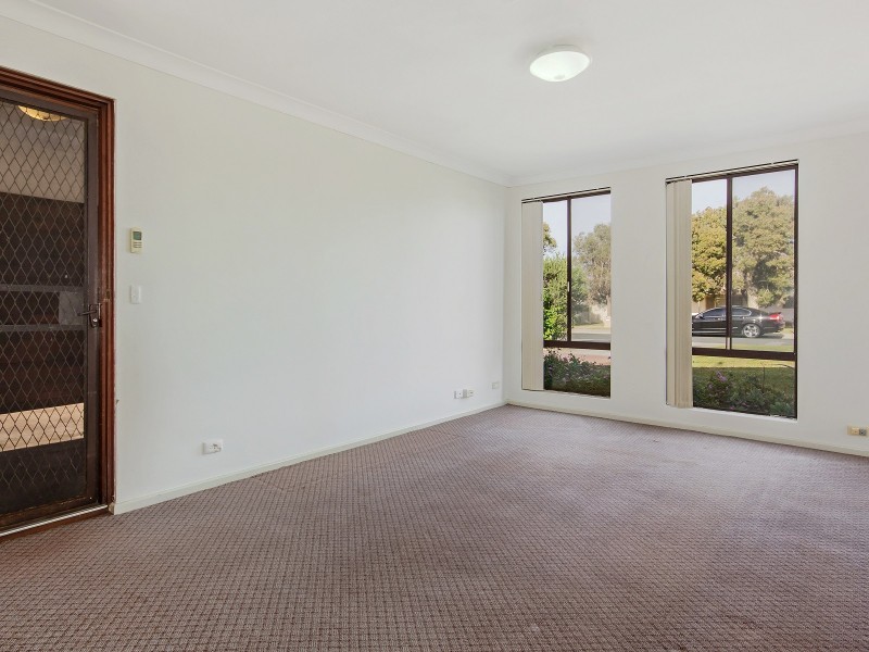 Unit 1-5 Owen Avenue, Falcon WA 6210