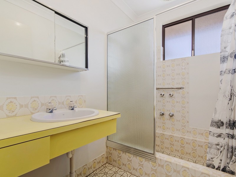 Unit 1-5 Owen Avenue, Falcon WA 6210