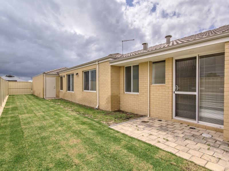 9 Seashells Crescent, Singleton WA 6175