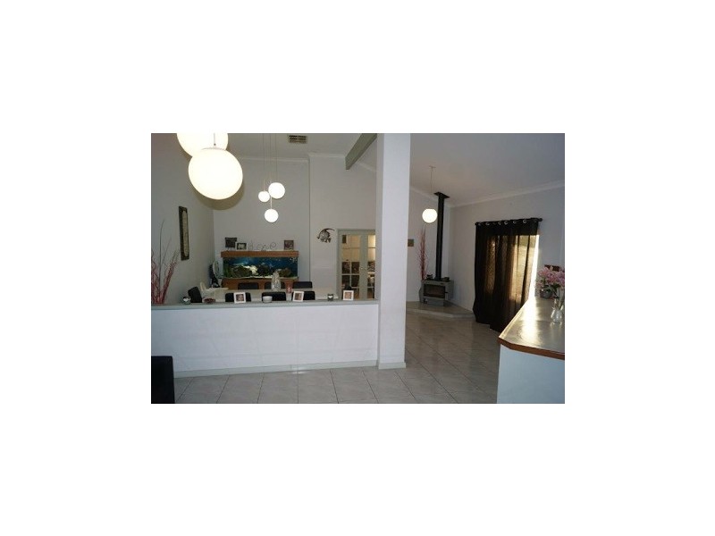 6 Australis Circle, Wannanup WA 6210