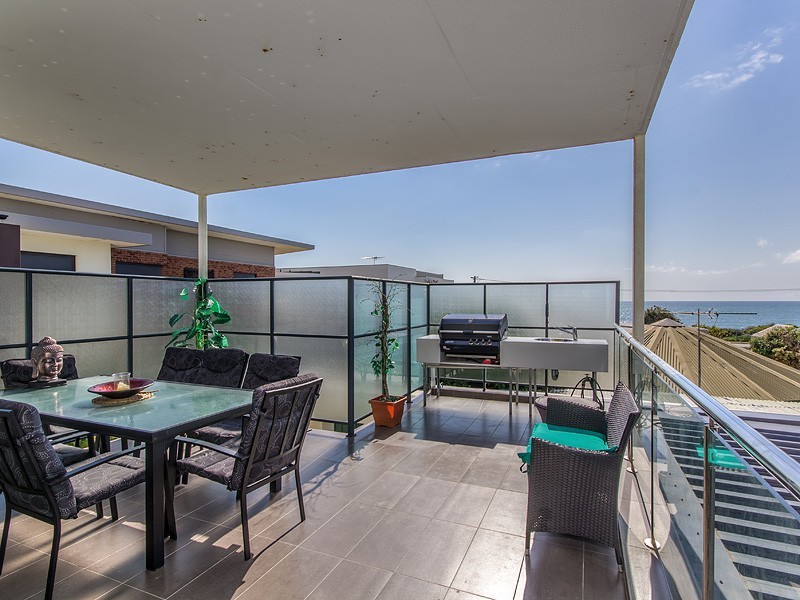 7/24 Oversby Street, Halls Head WA 6210