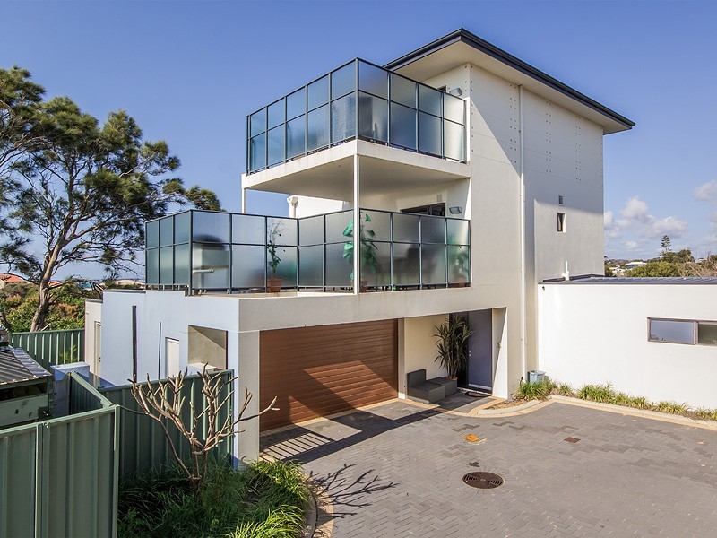 7/24 Oversby Street, Halls Head WA 6210