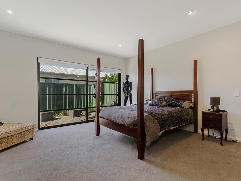 7/24 Oversby Street, Halls Head WA 6210