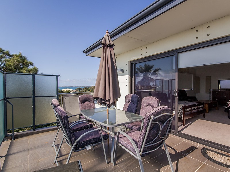 7/24 Oversby Street, Halls Head WA 6210