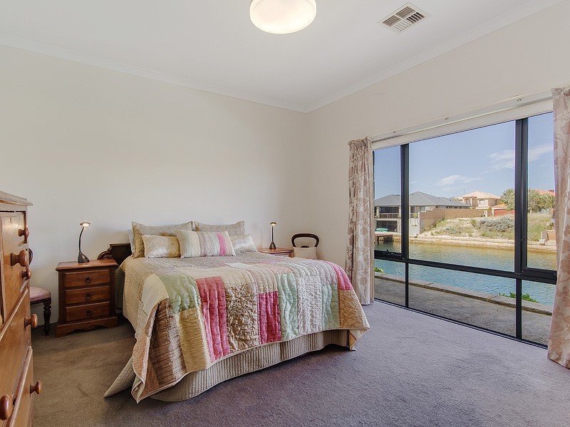 55 Avocet Island Quays, Wannanup WA 6210