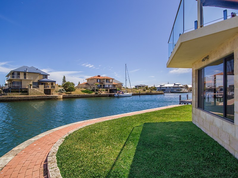 55 Avocet Island Quays, Wannanup WA 6210