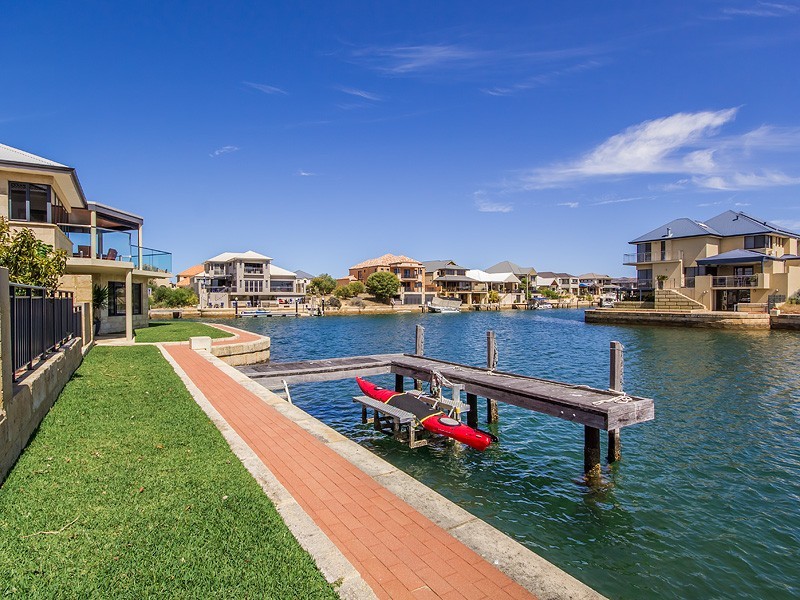 55 Avocet Island Quays, Wannanup WA 6210