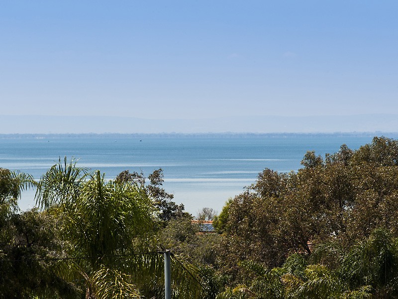 26 Scenic Drive, Falcon WA 6210