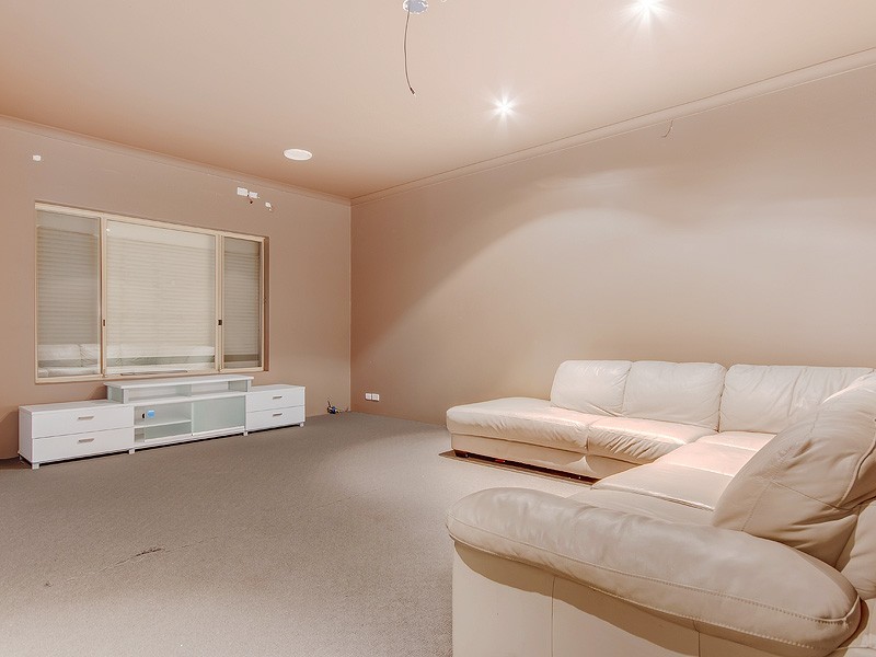 10 Magnolia Rise, Halls Head WA 6210