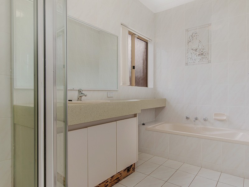 10 Magnolia Rise, Halls Head WA 6210