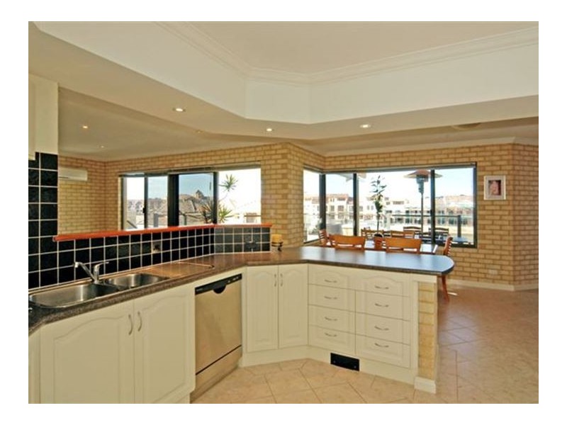 103 Westview Parage, Wannanup WA 6210