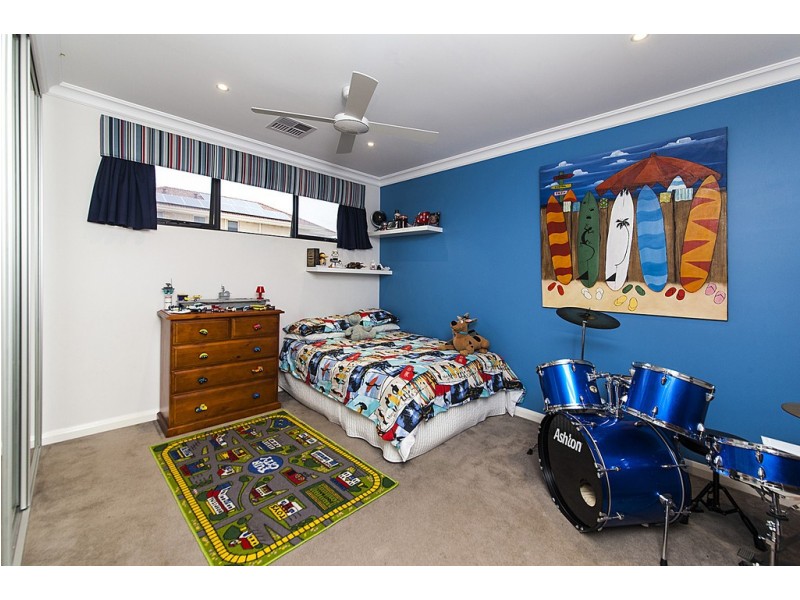 30 Cormorant Key, Wannanup WA 6210