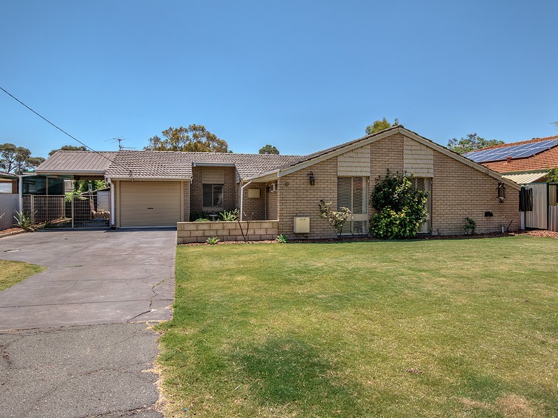 10 Merilup Court, Hillman WA 6168