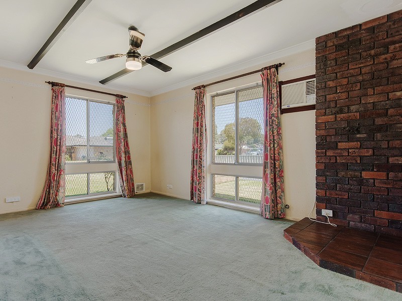 10 Merilup Court, Hillman WA 6168