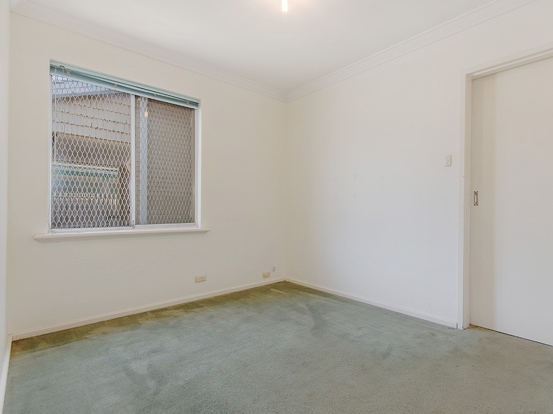 10 Merilup Court, Hillman WA 6168