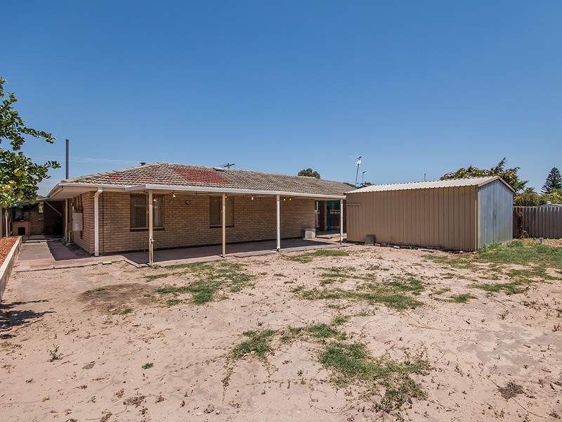 10 Merilup Court, Hillman WA 6168