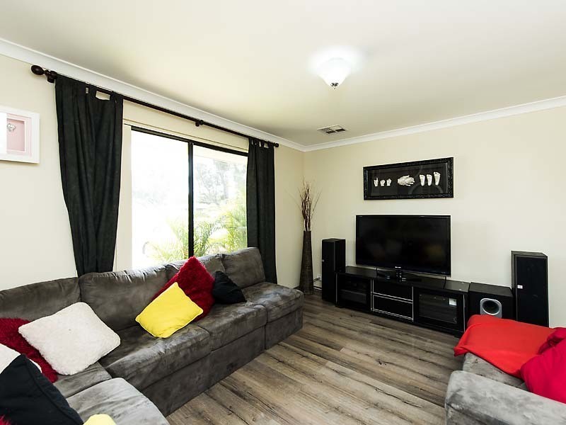 31 Mississippi Drive, Greenfields WA 6210