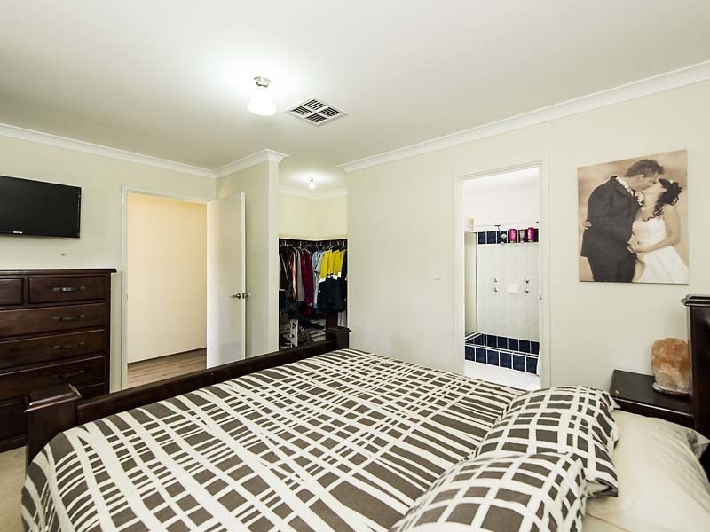 31 Mississippi Drive, Greenfields WA 6210