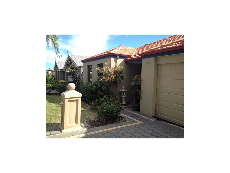 9 Masthead Way, Wannanup WA 6210