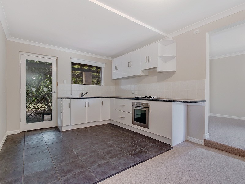 14 Lynda Street, Falcon WA 6210