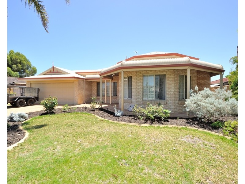 12 Orion Road, Silver Sands WA 6210