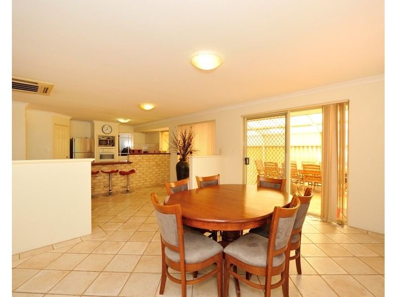 12 Orion Road, Silver Sands WA 6210