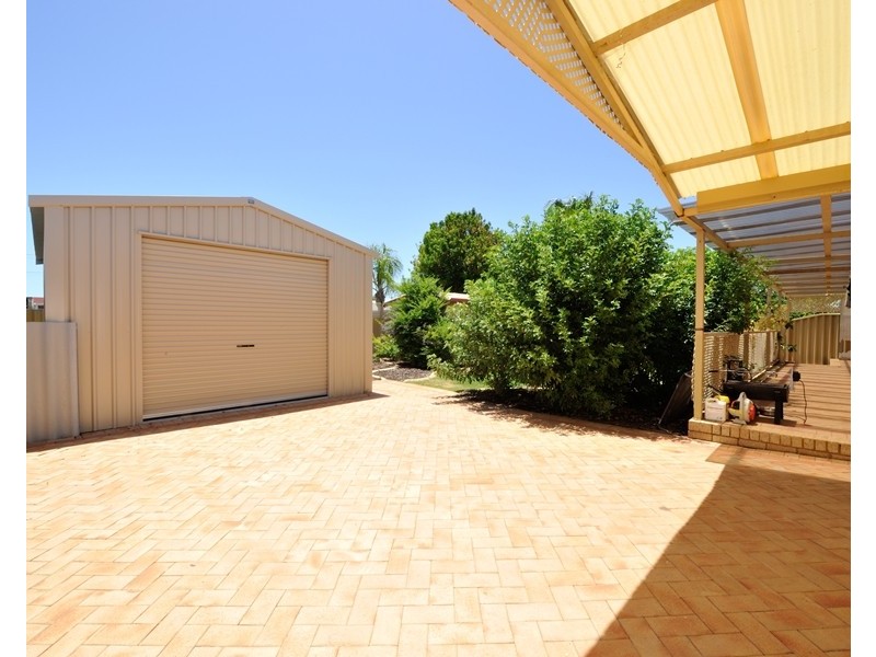 12 Orion Road, Silver Sands WA 6210