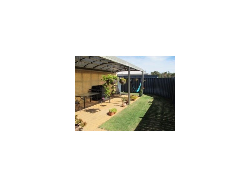 2 Scoparia Way, Baldivis WA 6171