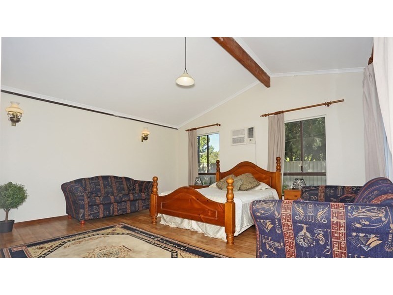 16 Darbal Road, Greenfields WA 6210