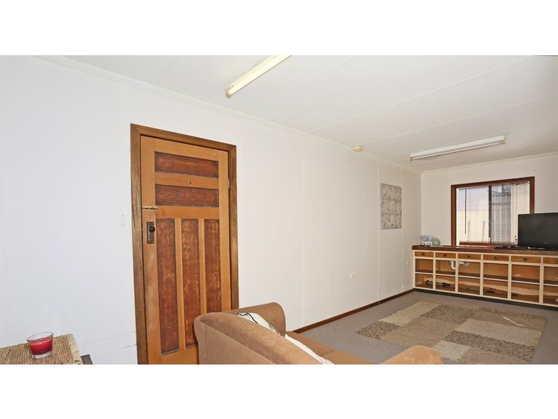 16 Darbal Road, Greenfields WA 6210
