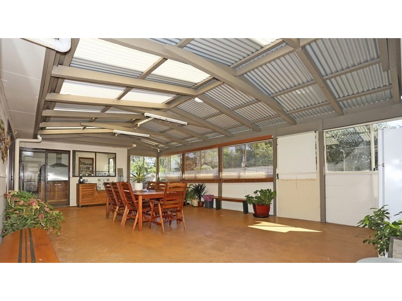 16 Darbal Road, Greenfields WA 6210